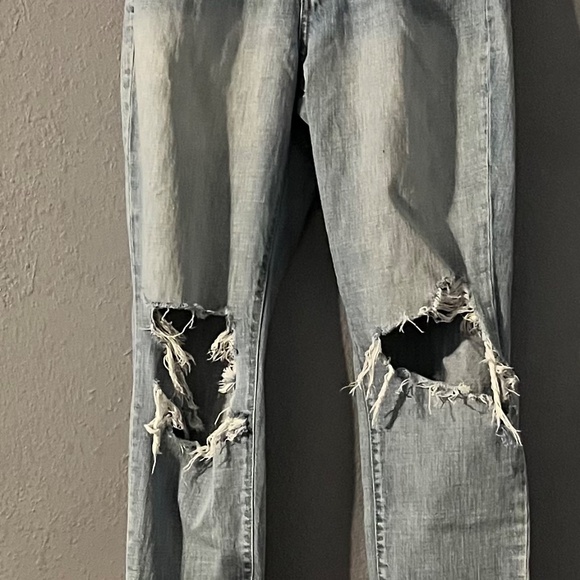 Kancan Distressed Ripped Jeans High Rise Womens Size 25 Size 3 Light Wash Pants - Picture 6 of 11